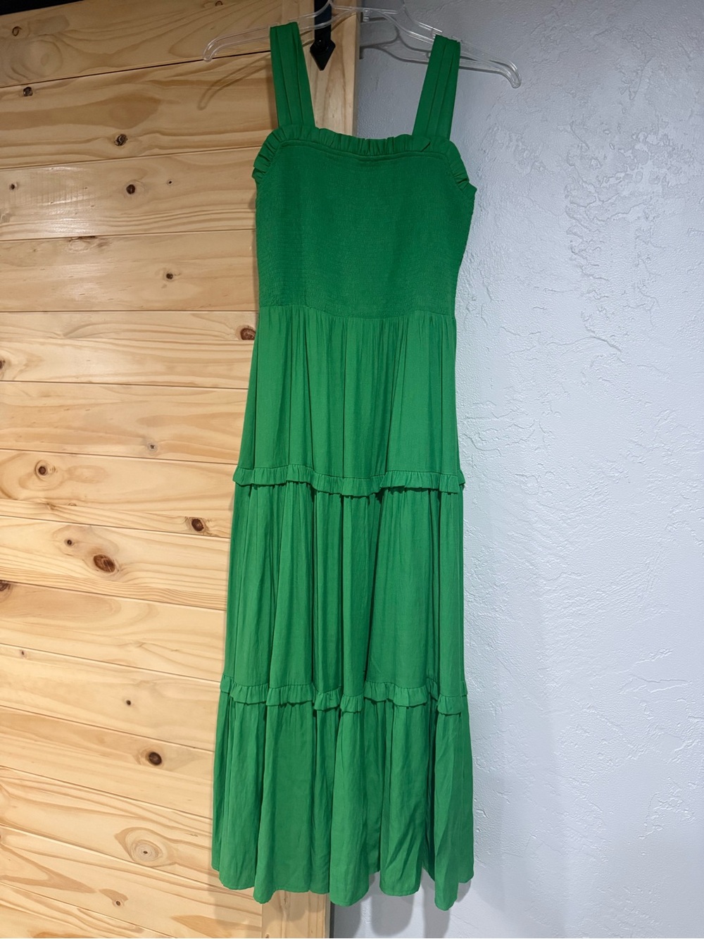 ENTRO Green Tiered Maxi Dress